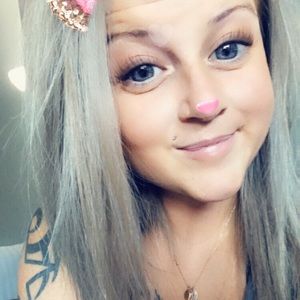 Meet your Posher, Kara